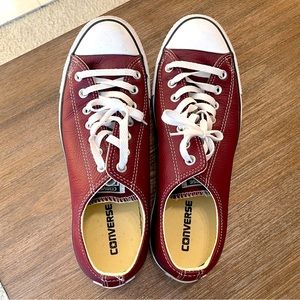 Converse Men's Chuck Taylor All Star Leather Sneakers - Size 11 -